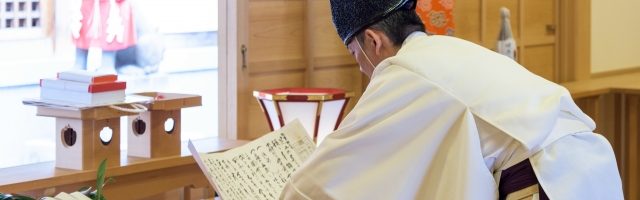 dreamdiary-Speak with Shinto priest
